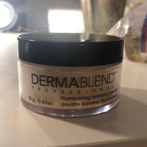 Dermablend banana powder